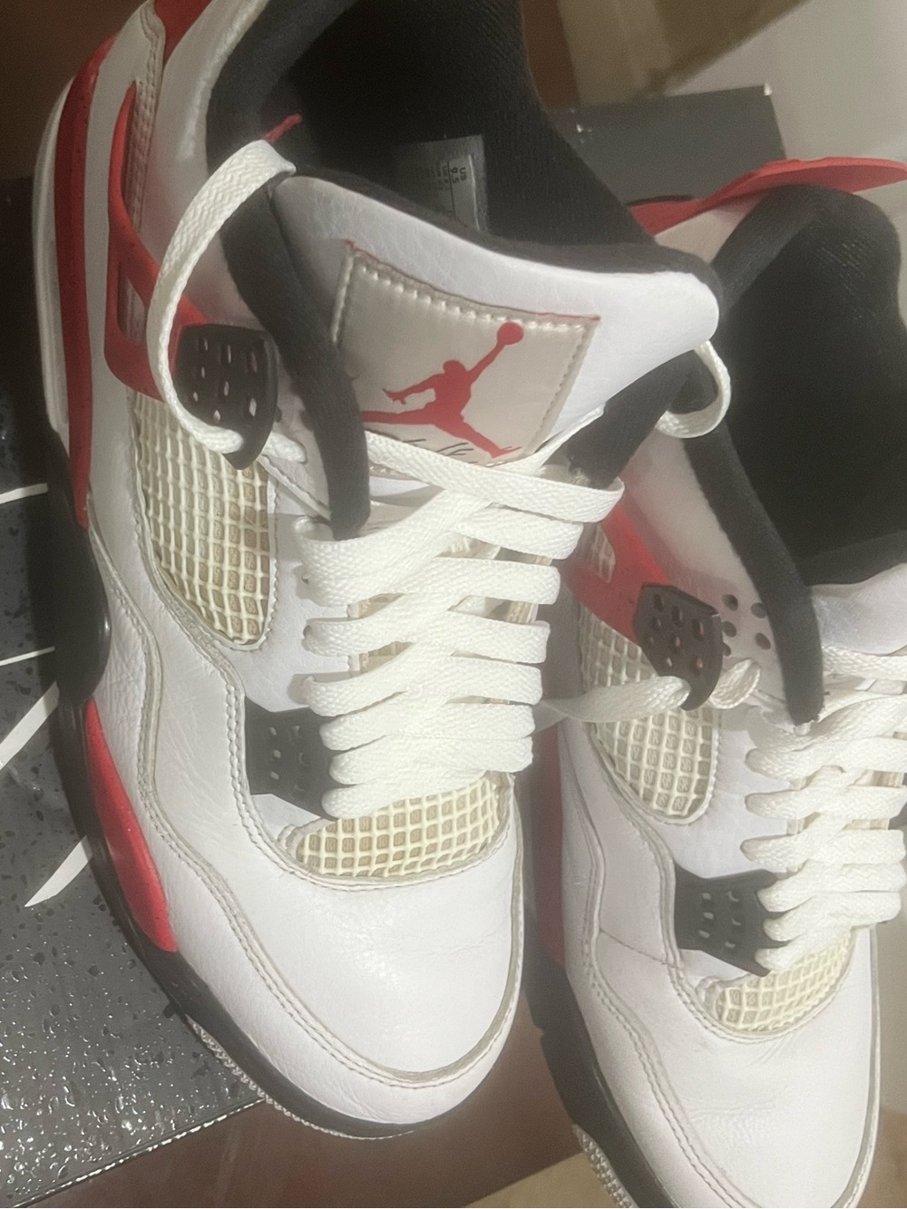 Jordan 4 Retro Red Cement SZ 9.5
